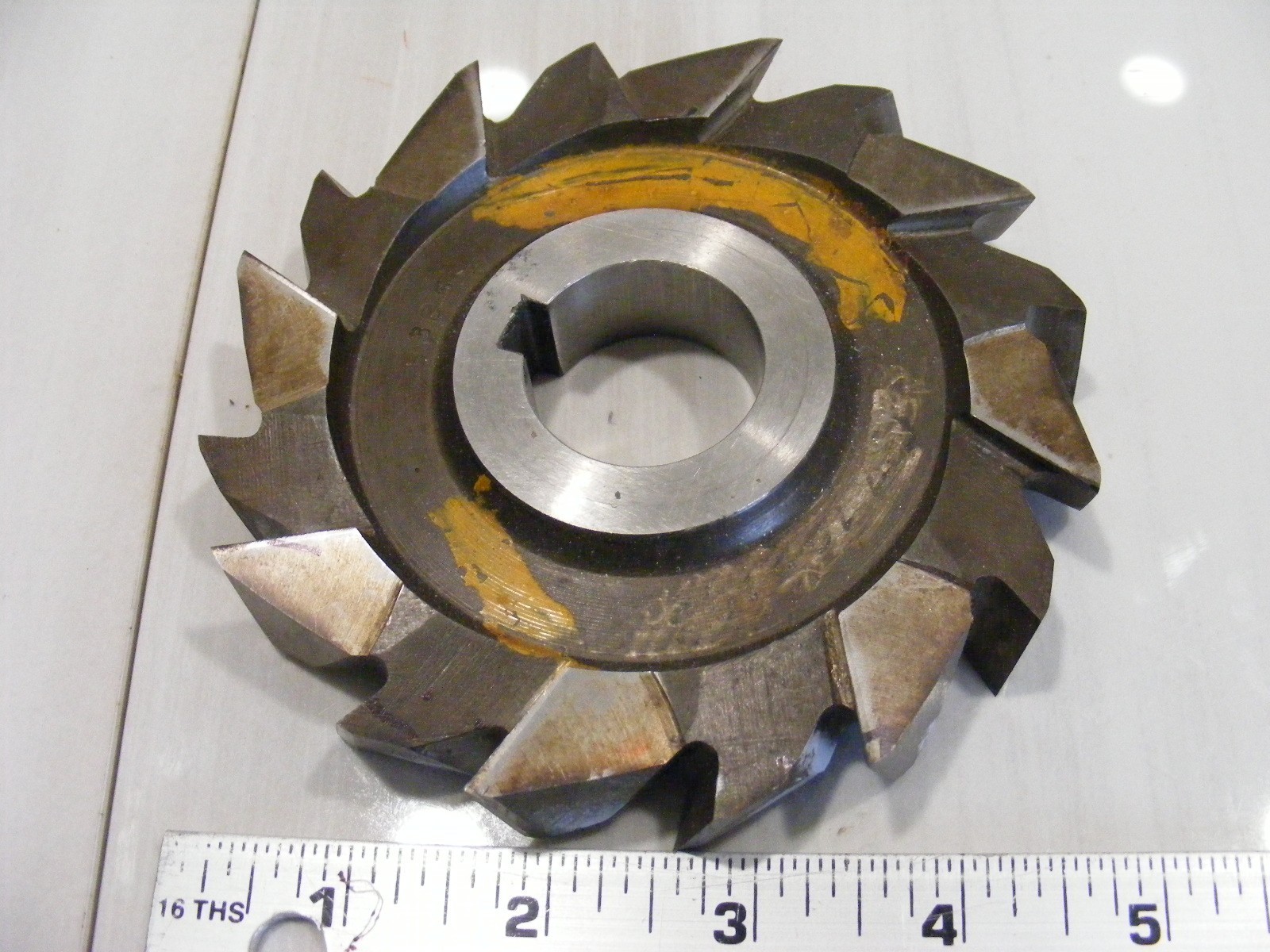 5&Prime; x 3/4&Prime; x 1 1/4&Prime; Bore Side Milling Cutter, Staggered Teeth, Moly 34755