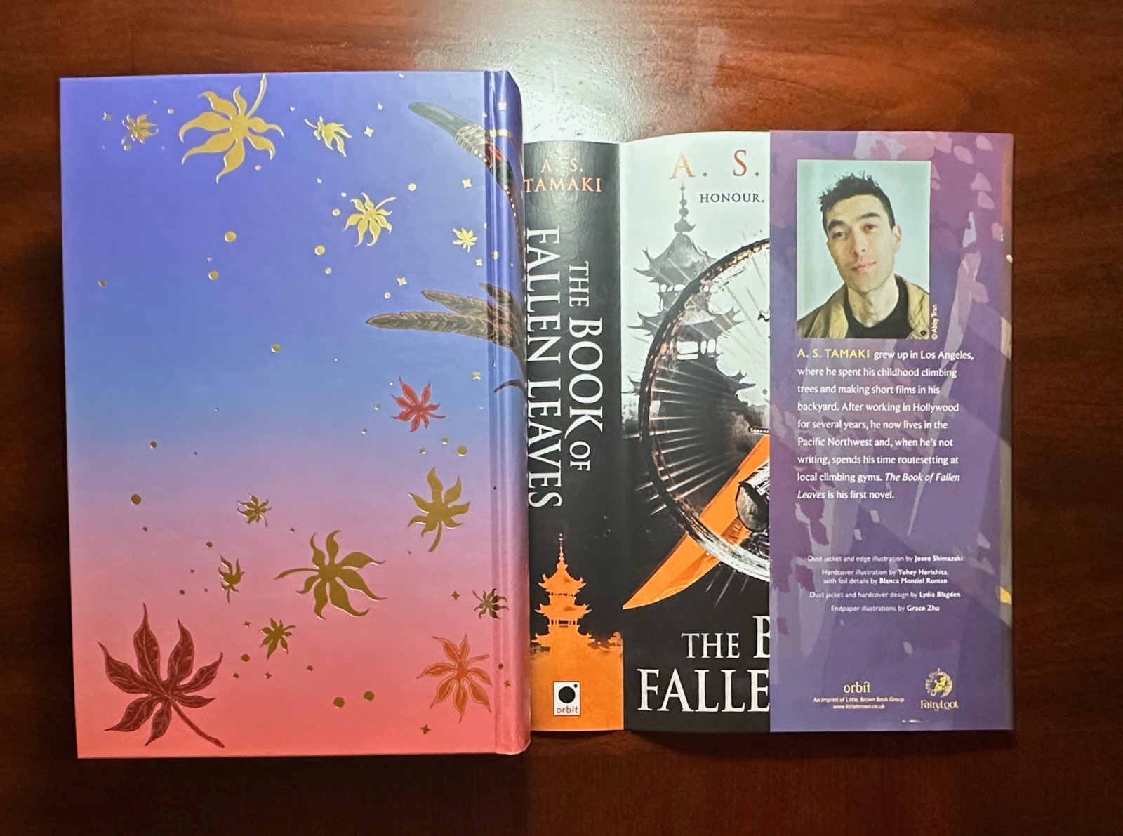 FairyLoot: Book of Fallen Leaves by AS Tamaki & Mortedant&rsquo;s Peril by RJ Barker