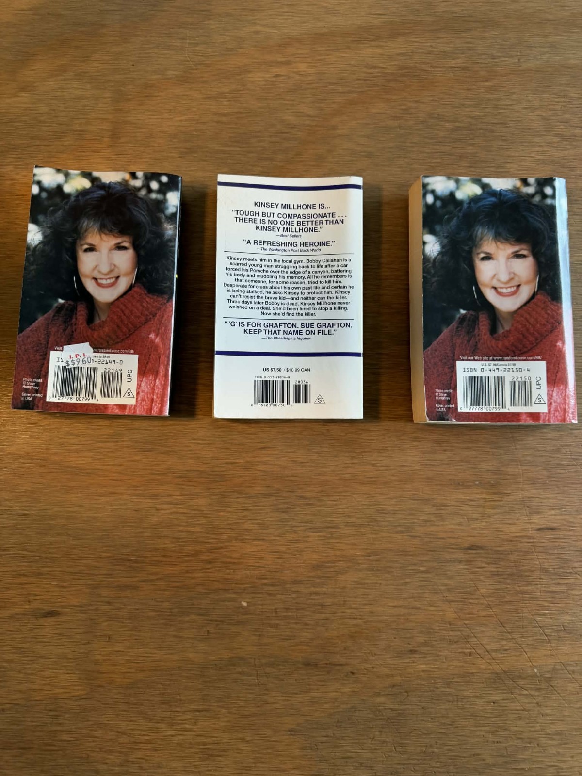 Sue Grafton PB Book Bundle – 3 Books Included