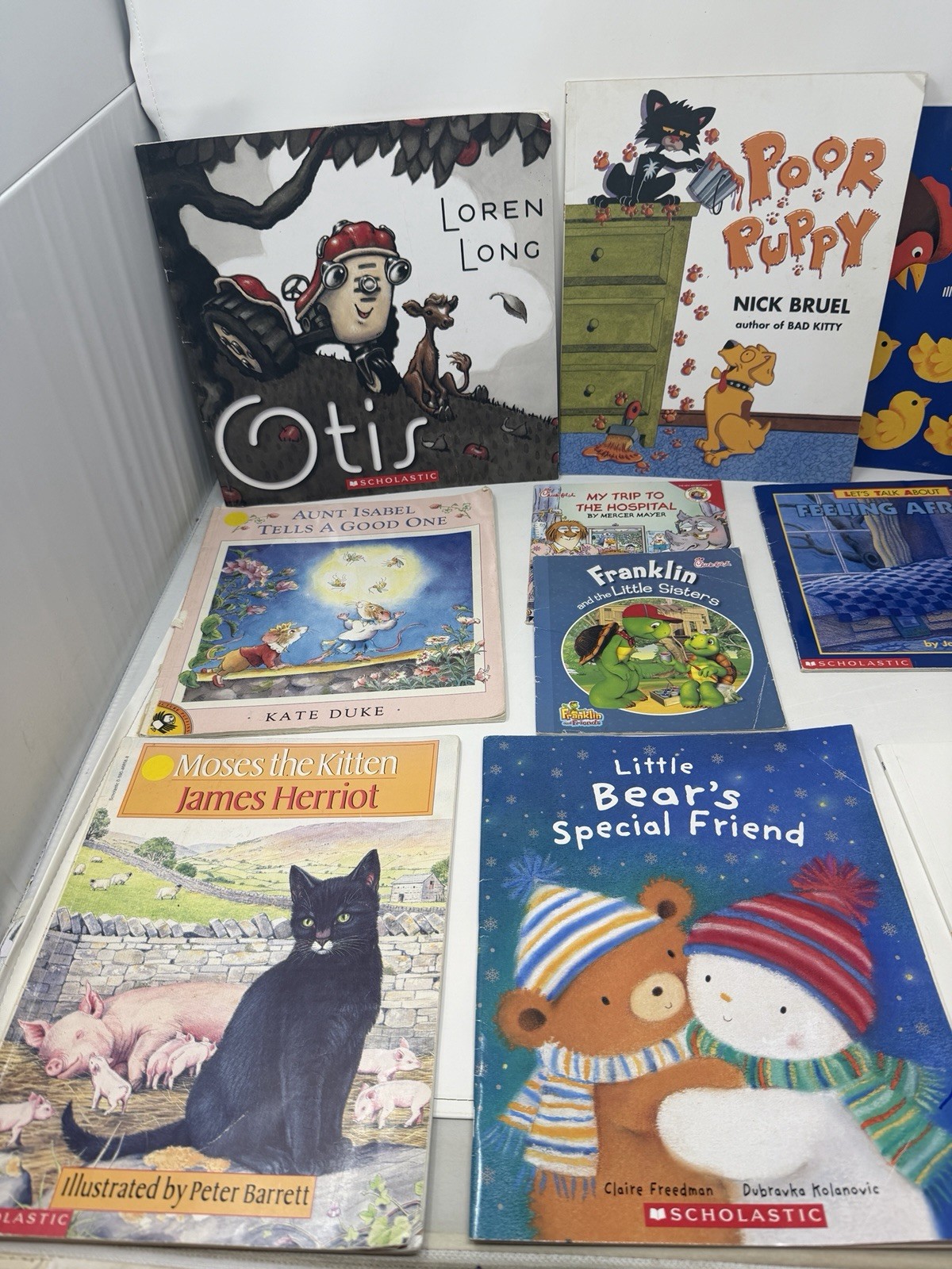 Children&rsquo;s Scholastic Picture Books Kids Paperback Storybook Storytime Lot of 12