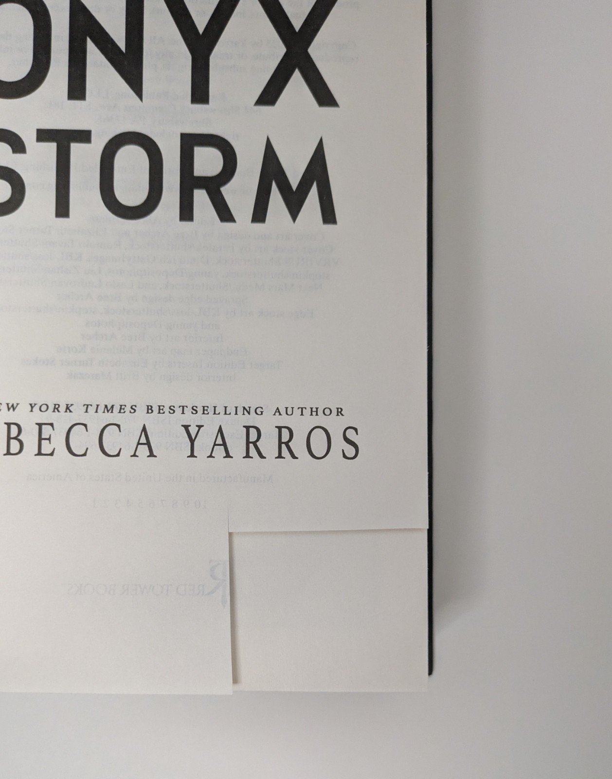 Rebecca YarrosOnyx Storm (Standard Edition) (The Empyrean, 3)