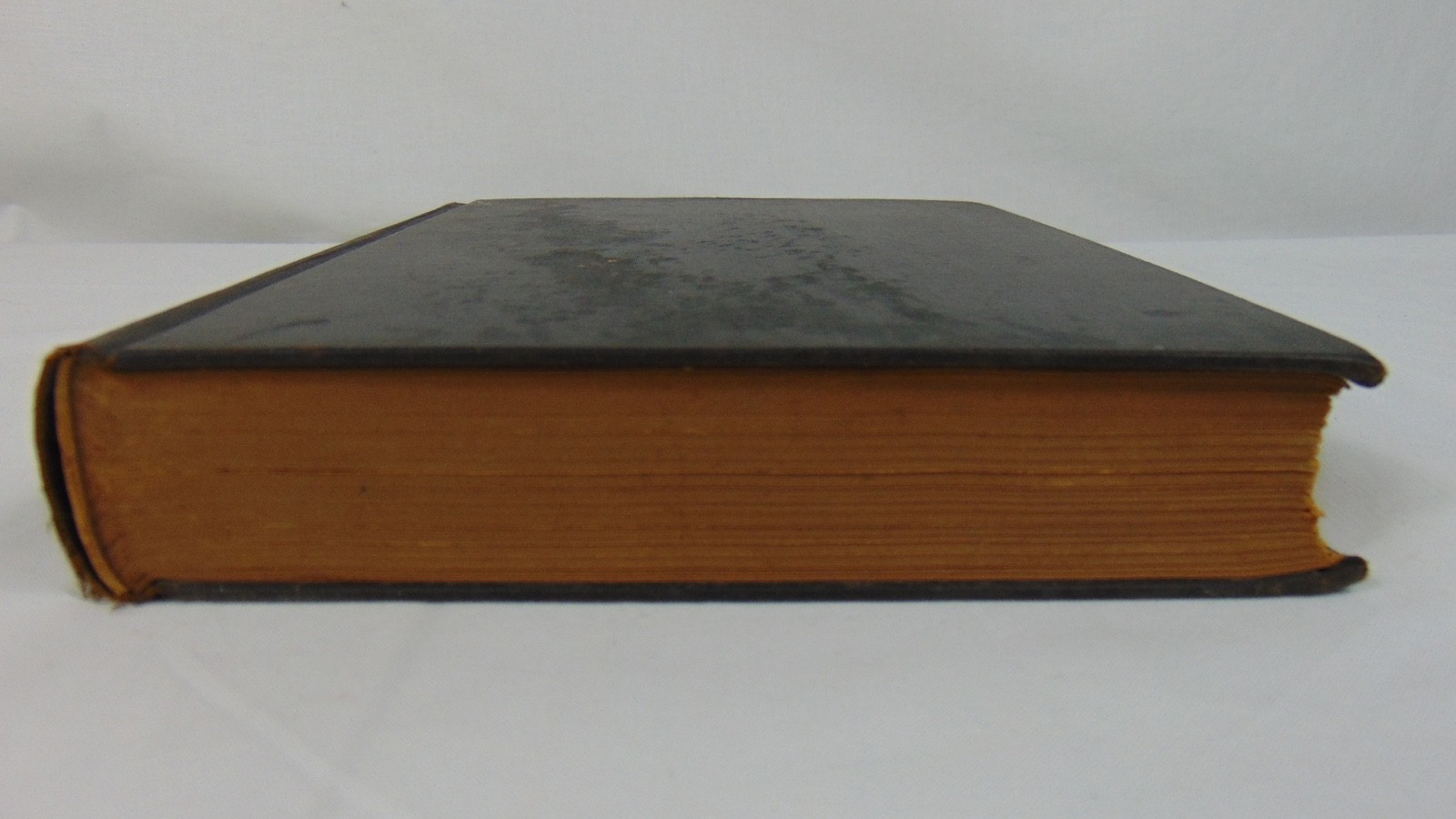 The Mysterious Island Jules Verne Book, Scribner&rsquo;s, 1918 / 30 Hard cover Book