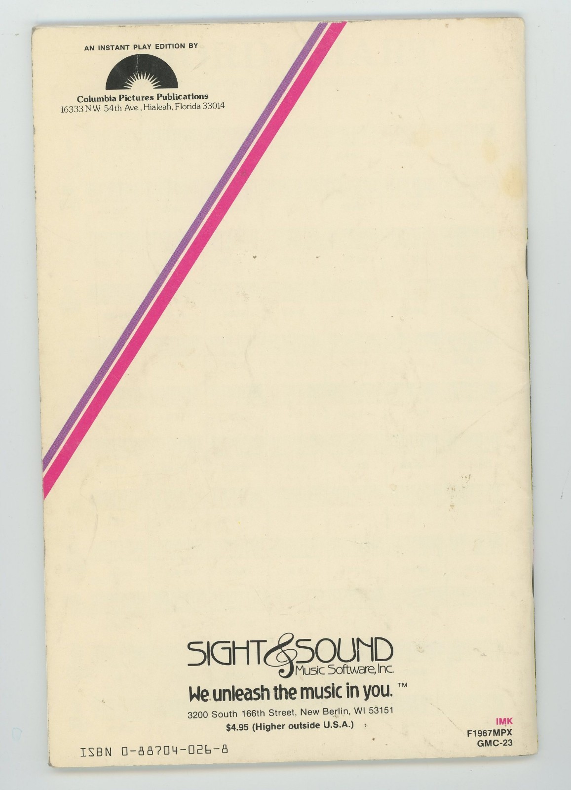Super Songs Paperback Music Sheets Book 48 pages 9&Prime; x 6&Prime; x 1/8&Prime; 17 Songs KD-2