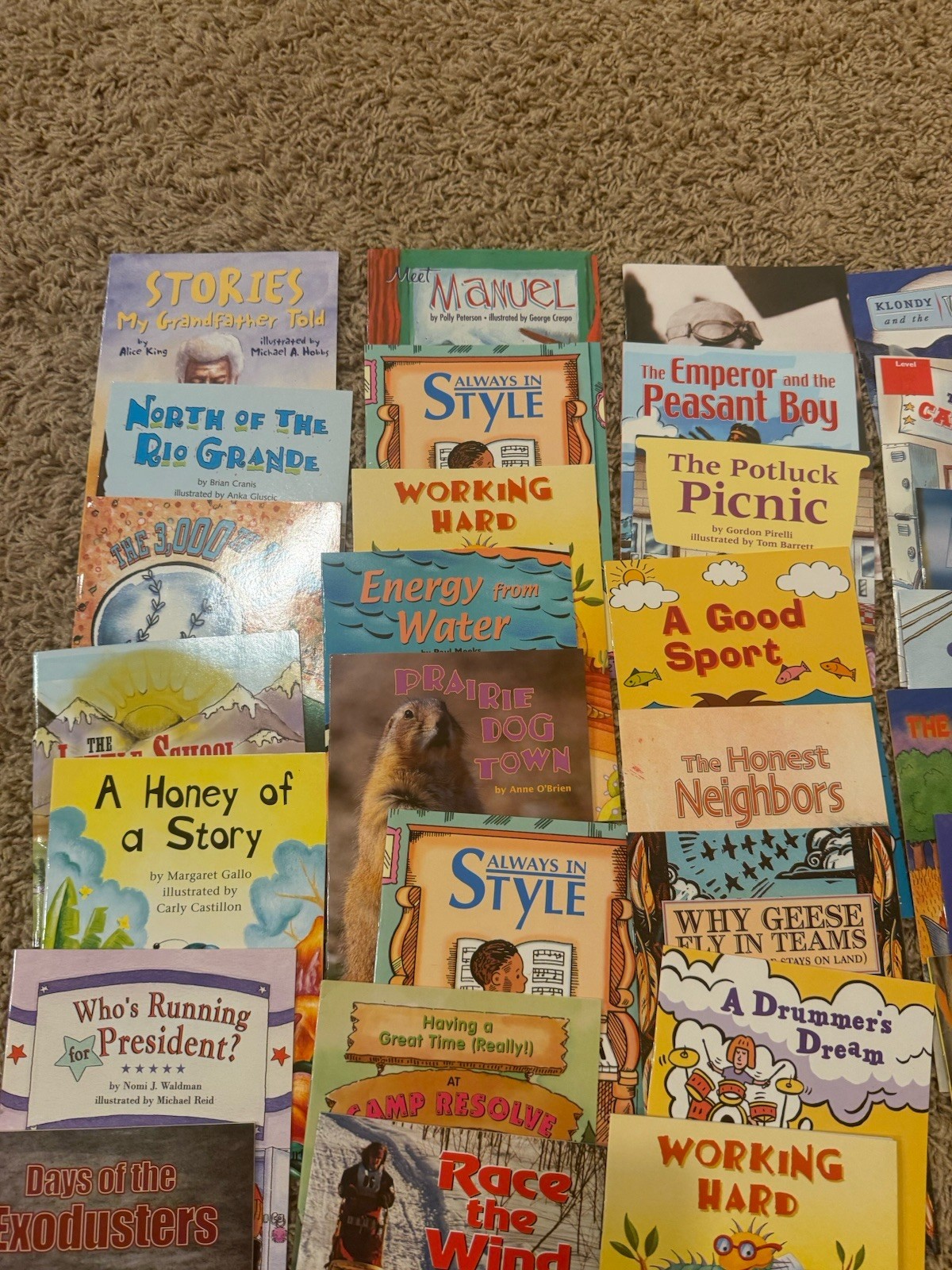 29 Harcourt Emergent Reader Variety Books * AB