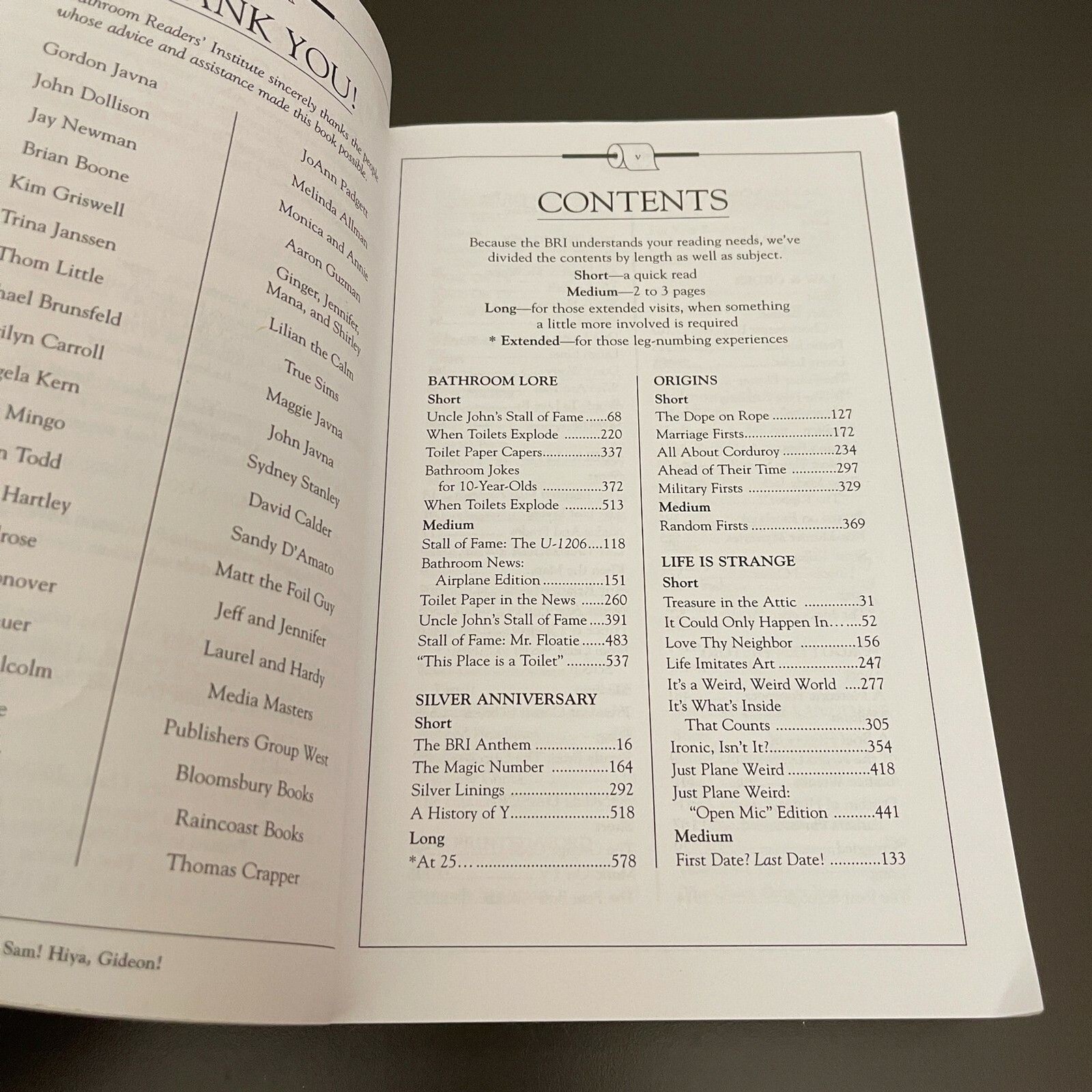 Uncle John&rsquo;s Fully Loaded 25th Anniversary Bathroom Reader Book 608 Pages