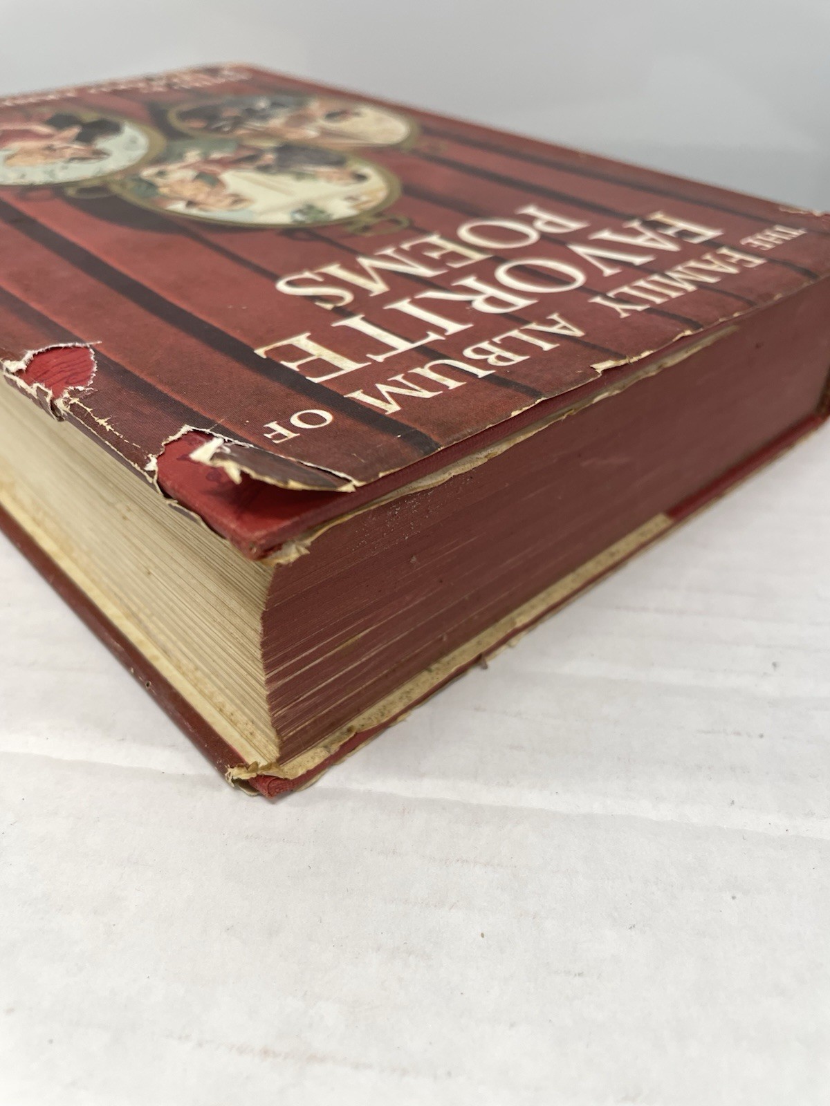 The Family Album of Favorite Poems Edited by P. Edward Ernest 1959 HC DJ
