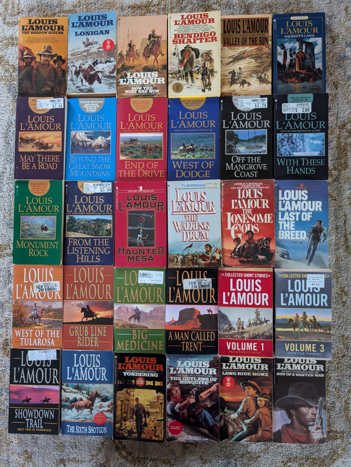 Lot of 30 Louis L&rsquo;Amour Paperback western Books Novels 1980&rsquo;s-Early 2010&rsquo;s