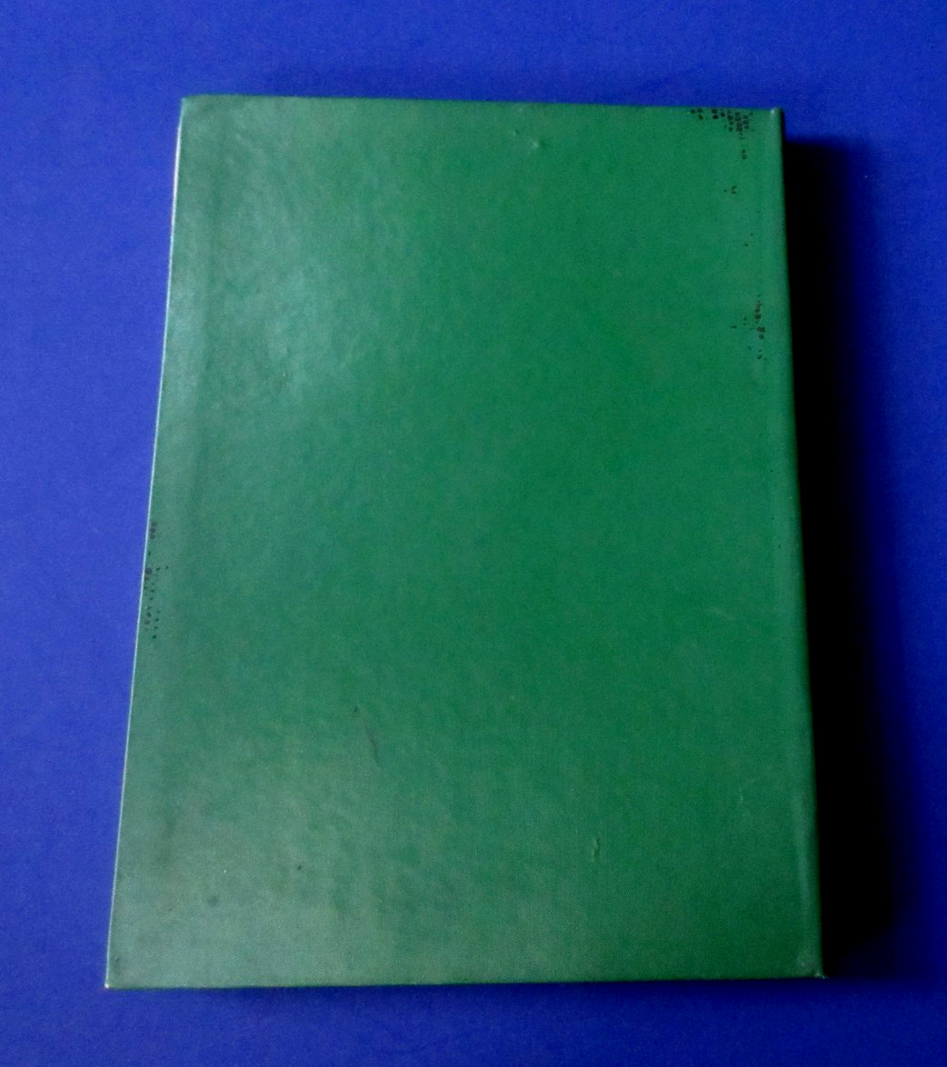 Vintage Stamp Book Album 16 Pages 7&Prime; x 10&Prime;