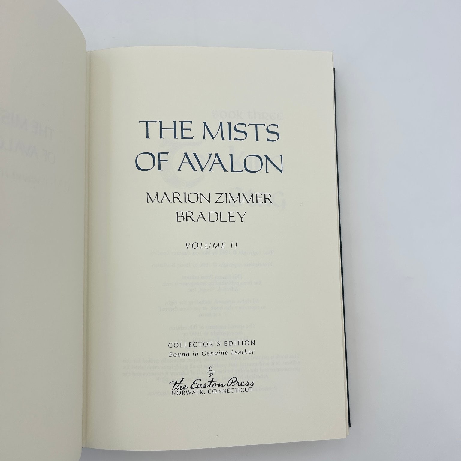 Mists of Avalon Marion Zimmer Bradley 1996 Collector&rsquo;s Edition Leather Bound