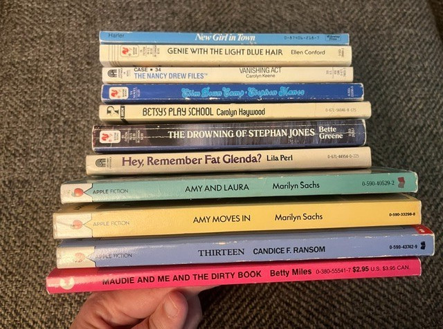 1980&rsquo;s lot of 11 girl&rsquo;s interest lot of paperbacks teen romance mystery humor