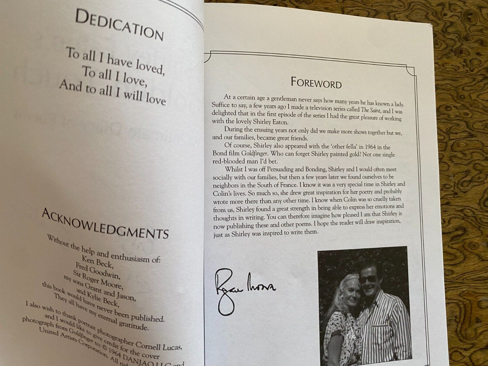 Shirley Eaton&rsquo;s Golden Touch, Bond Girl Goldfinger SIGNED 2006 Paperbook Book