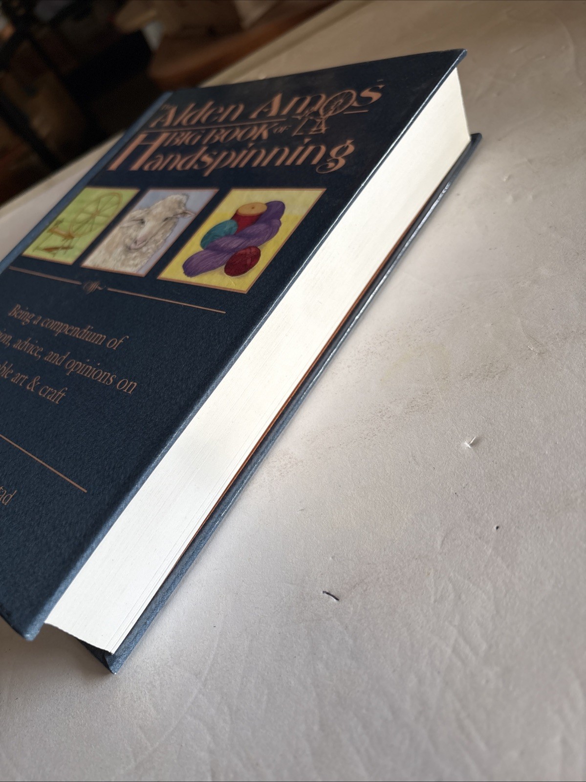 The Alden Amos Big Book of Handspinning, Hardcover, 2001 Brand New