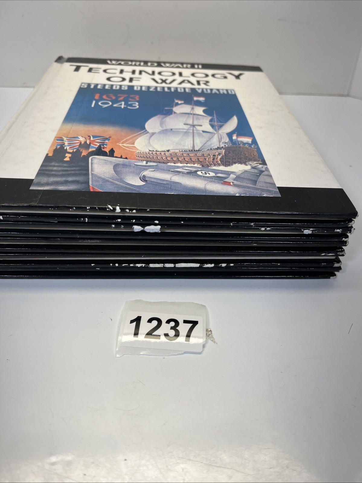 5 Library Edition World War II « Victims of War »  » World Leaders » « Propaganda »