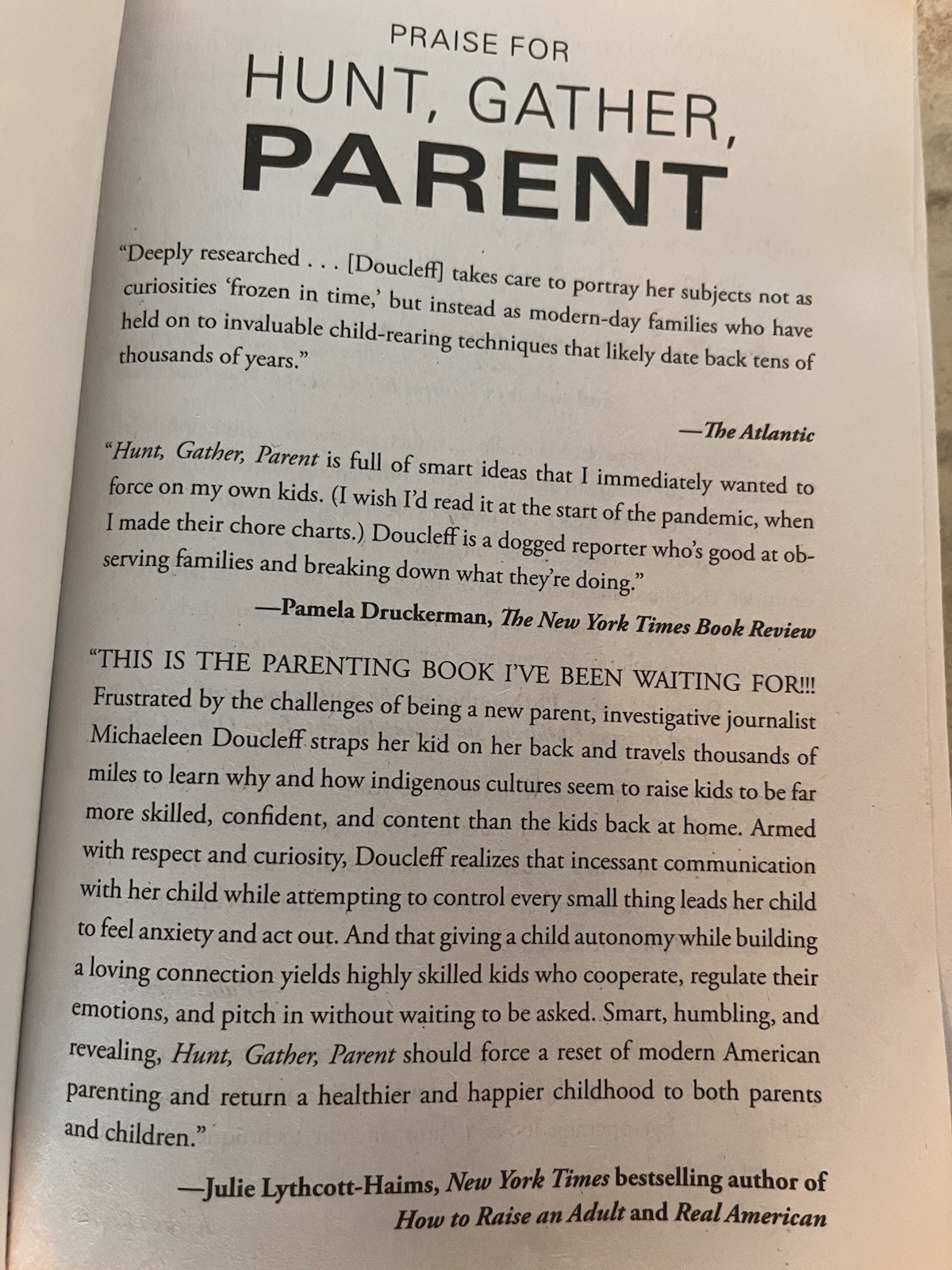 Avid Reader Press Hunt, Gather, Parent by Michaeleen Doucleff PB Illus