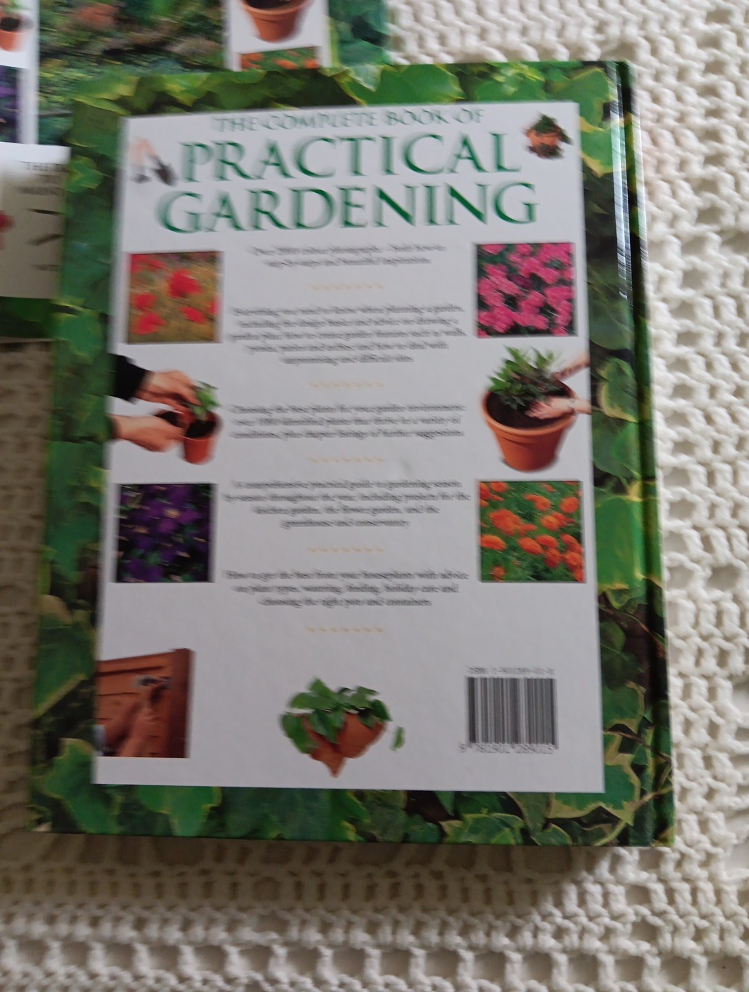 THE COMPLETE BOOK OF PRACTICAL GARDENING Peter McHoy 2001 512 Pages 12×9&Prime; HC DJ