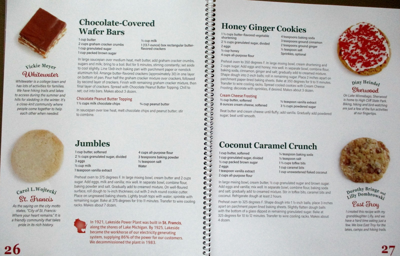 2022 WE ENERGIES CHRISTMAS COOKIE BOOK-HOMETOWN FAVORITES-Wisconsin Electric Co.