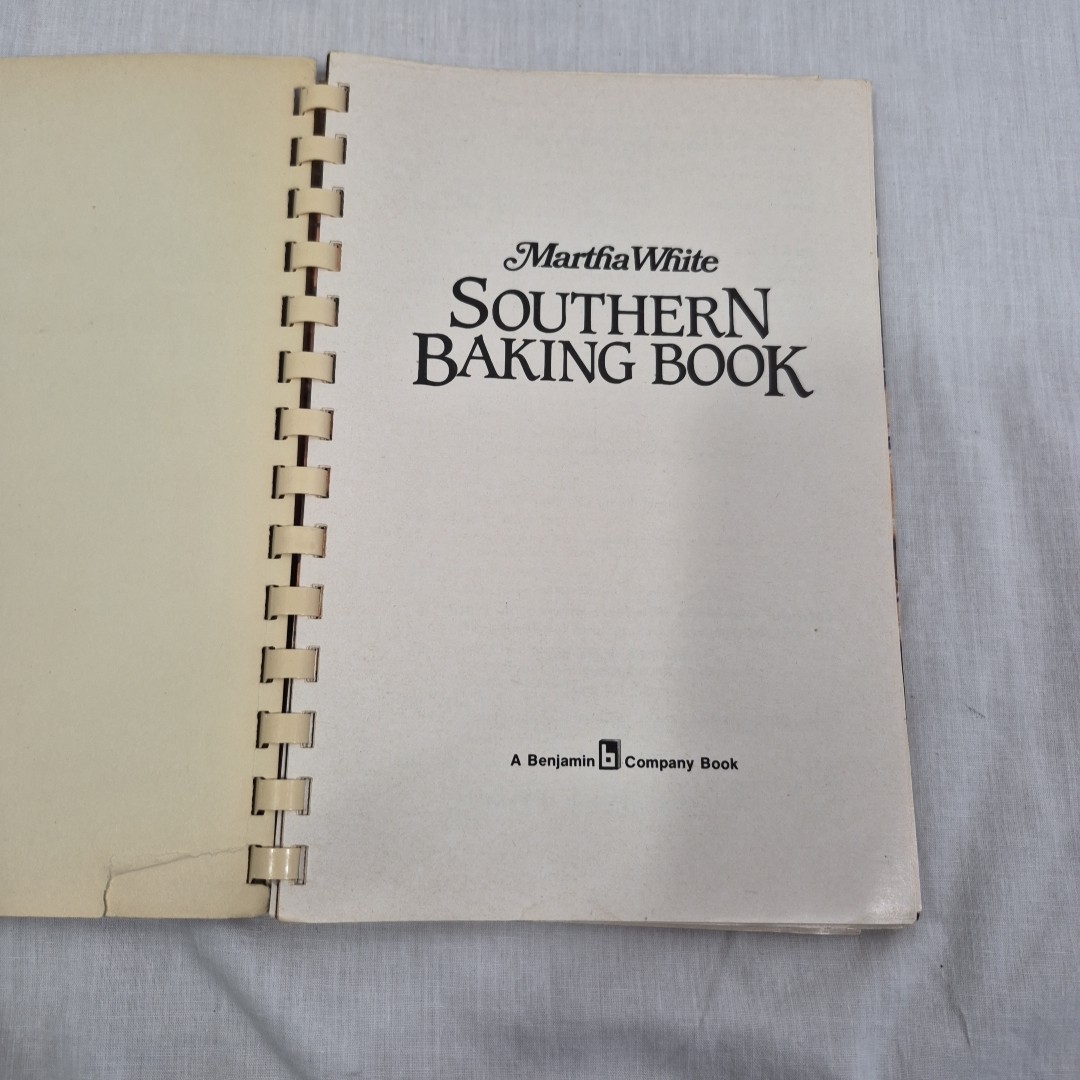 Martha White Southern Baking Book, Spiral Bound , Vintage 1983, 6&Prime; X 8.5&Prime;