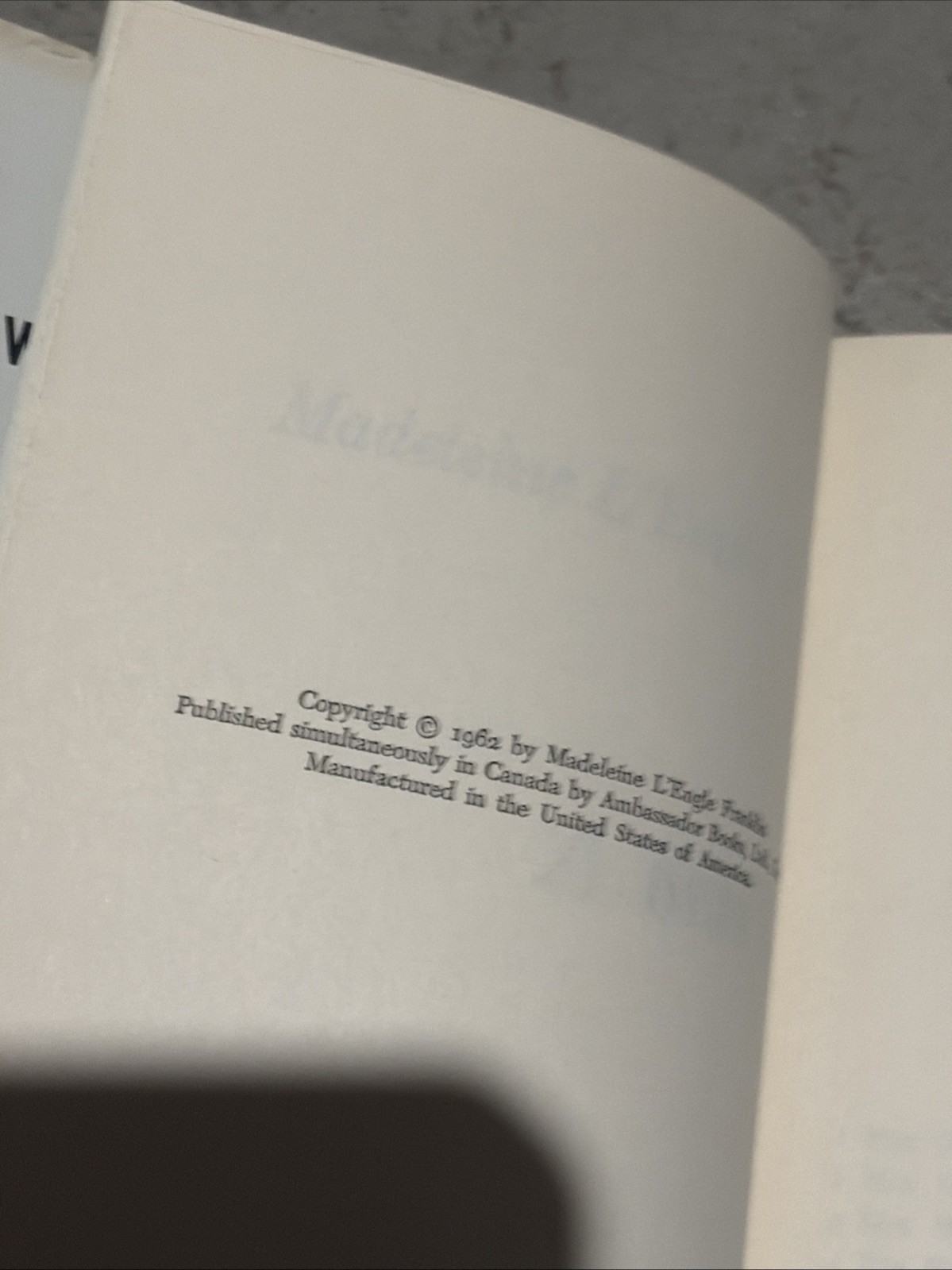 A Wrinkle in Time By Madeleine L&rsquo;engle Hardcover Book 1962 Book Club 1st Edition