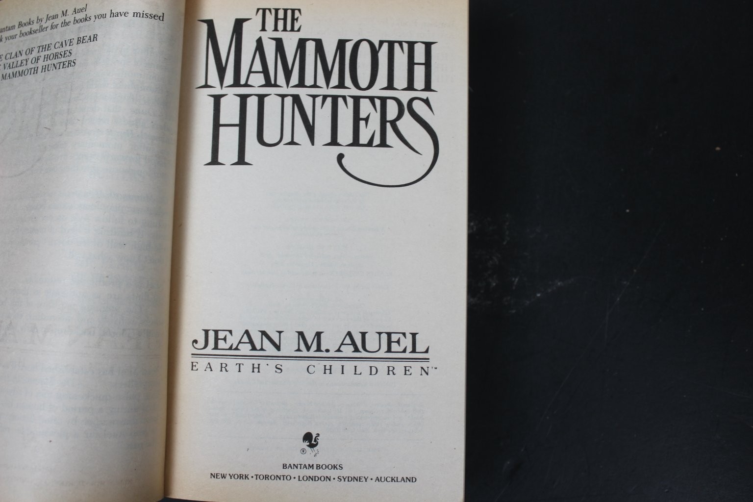 Mammoth Hunters Jean M. Auel 1986 Earth&rsquo;s Children Saga Bantam Paperback PB