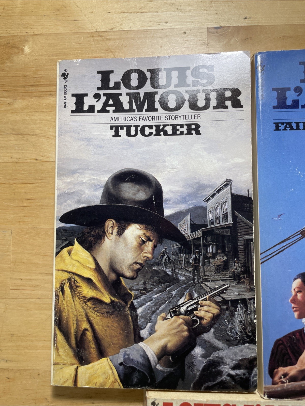 Louis L&rsquo;amour Paperback 5 Pack – Titles and batch SKU in description. As shown.