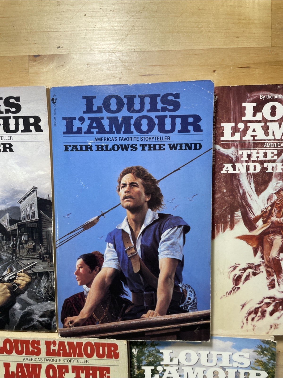 Louis L&rsquo;amour Paperback 5 Pack – Titles and batch SKU in description. As shown.