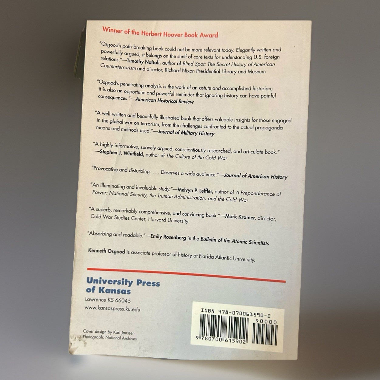 Total Cold War : Eisenhower&rsquo;s Secret Propaganda Battle at Home and Abroad by…