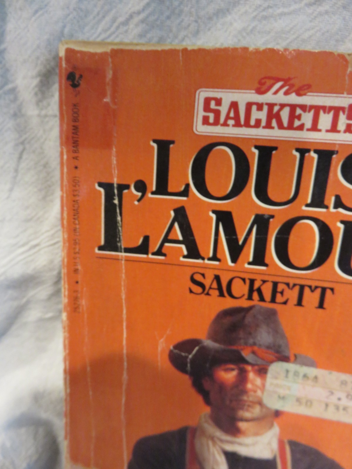 Lot of 16 Louis L&rsquo;Amour Western Paperback Books Sackett & More