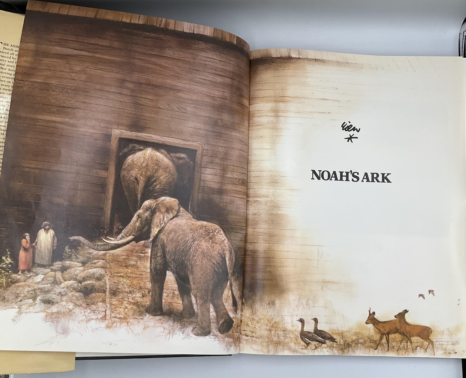 Vintage Noah&rsquo;s Ark Rien Poortvliet HC Beige Illustrated 1986 Abrams Netherlands