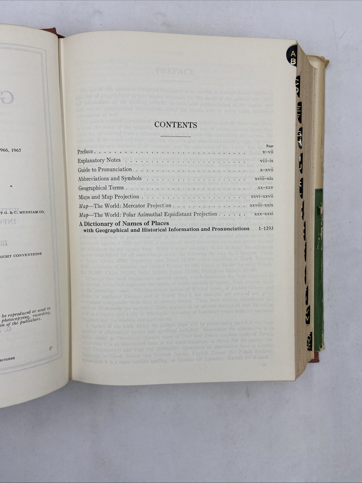 1967 ~ Webster&rsquo;s Geographical Dictionary ~Thumb-Indexed Hardcover w/ Dust Jacket