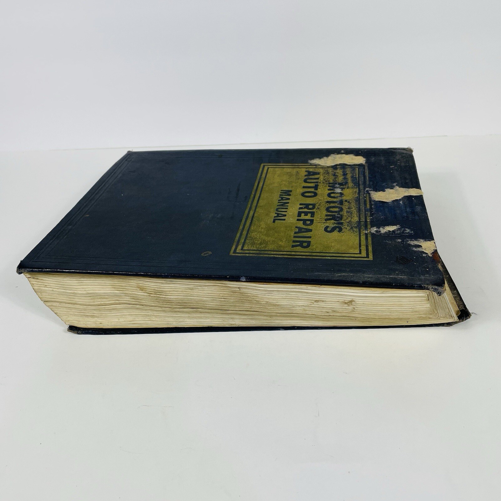 Motor&rsquo;s Auto Repair Manual 20th Edition Third Printing 1957