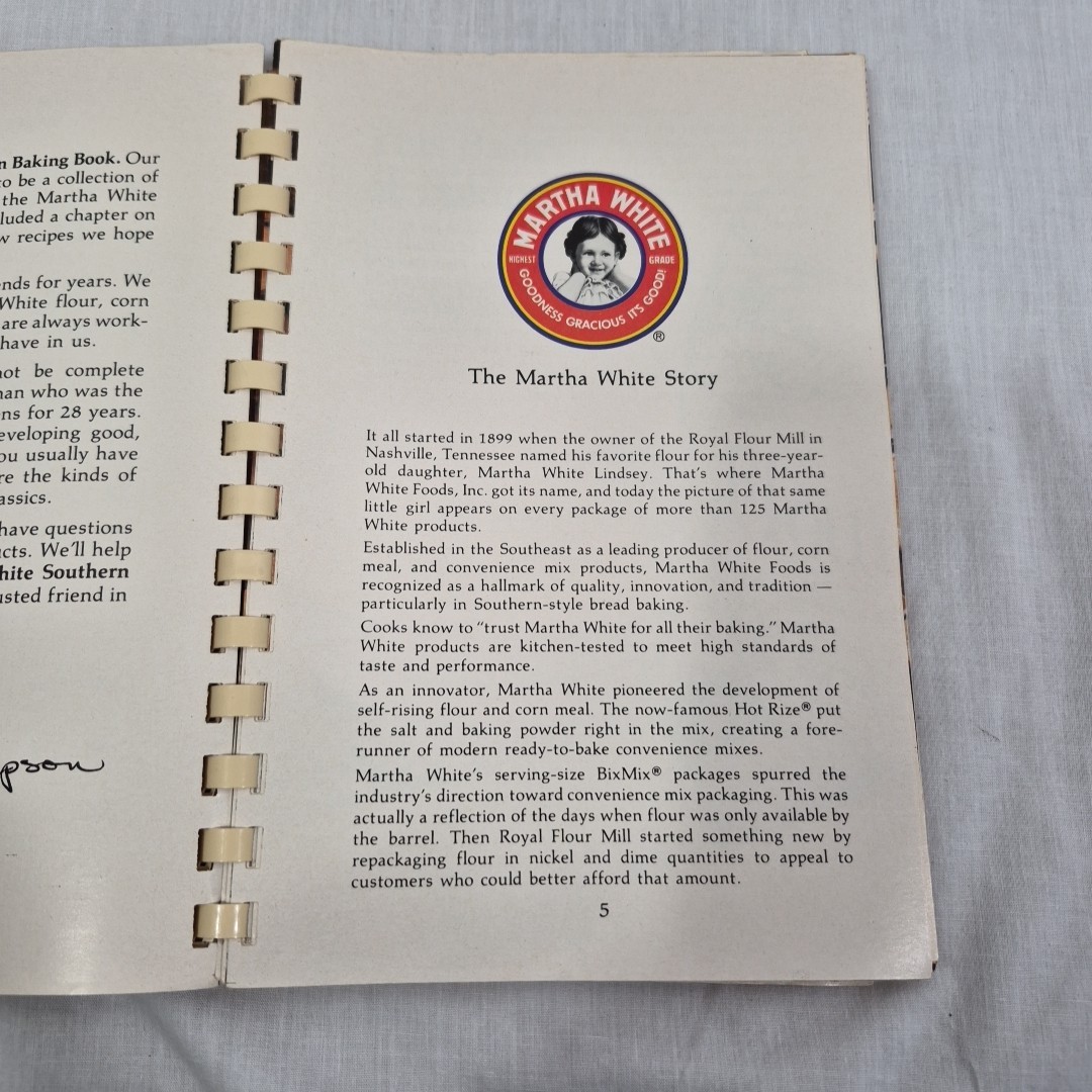 Martha White Southern Baking Book, Spiral Bound , Vintage 1983, 6&Prime; X 8.5&Prime;