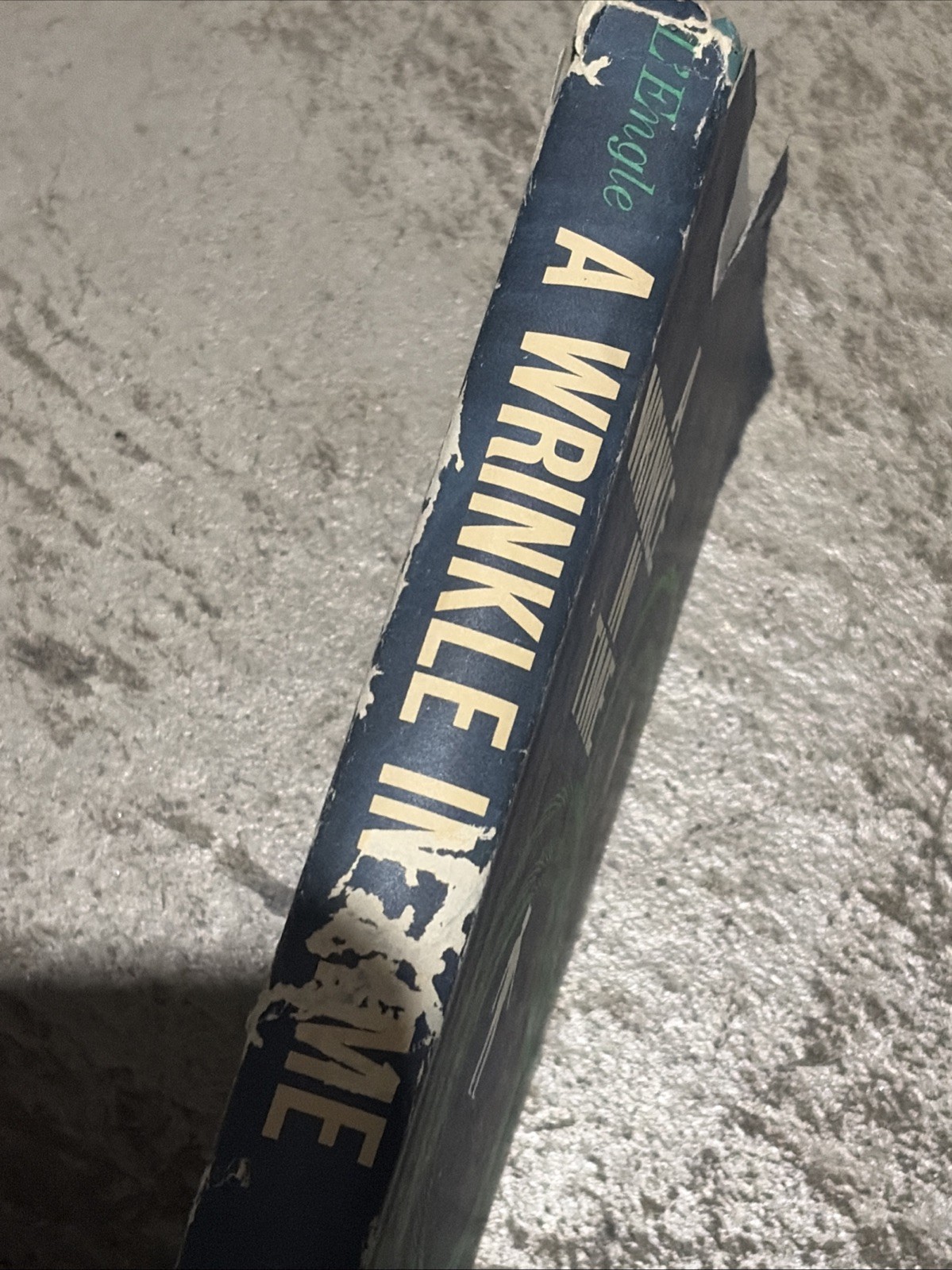 A Wrinkle in Time By Madeleine L&rsquo;engle Hardcover Book 1962 Book Club 1st Edition