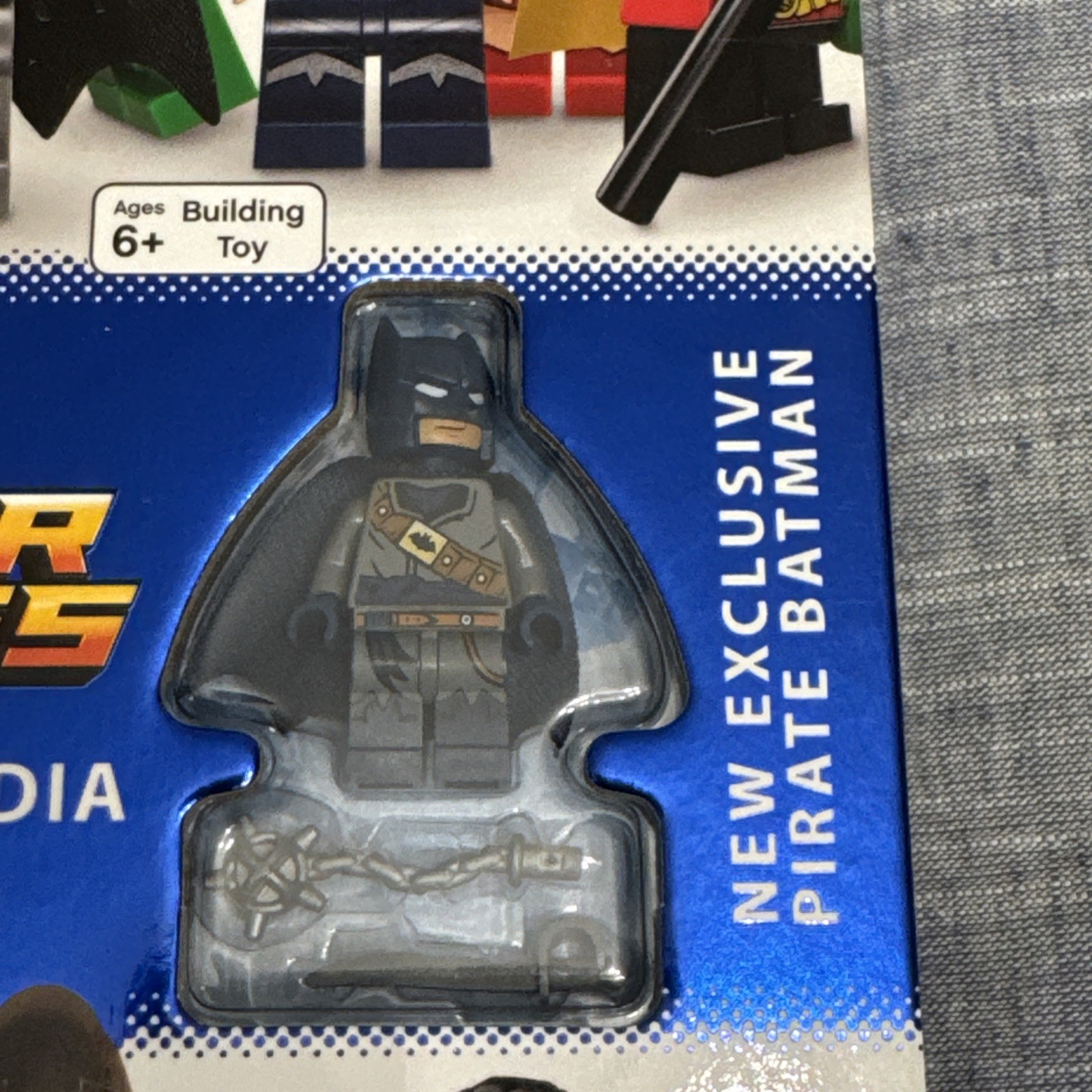 LEGO DC Comics Super Heroes Character Encyclopedia Exclusive Batman Minifig