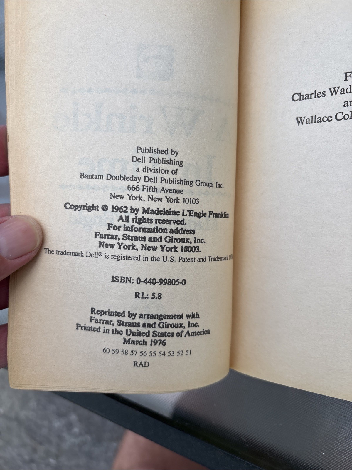 A Wrinkle in Time by Madeleine L&rsquo;Engle 1976 vintage paperback Stranger Things