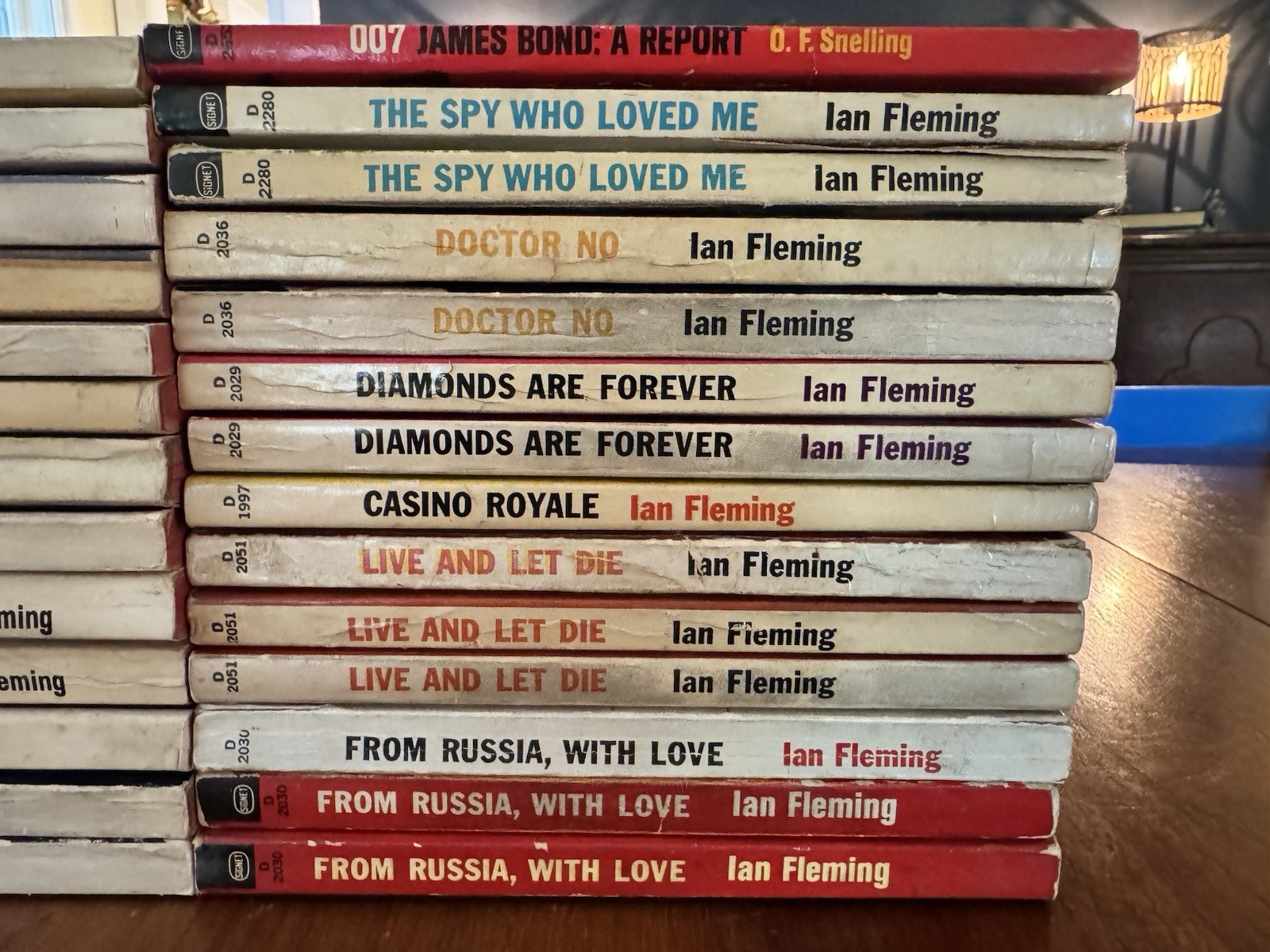 Huge JAMES BOND 27 Signet Paperback Book Lot Original Vintage 1960&rsquo;s Ian Fleming
