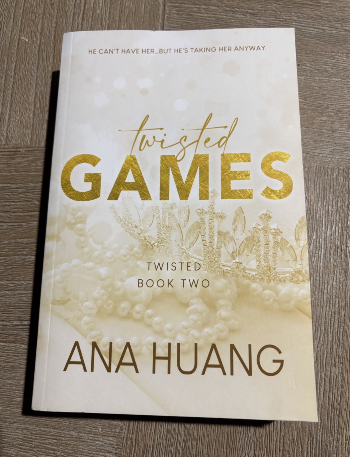 Twisted Games by Ana Huang – VERY GOOD CONDITION