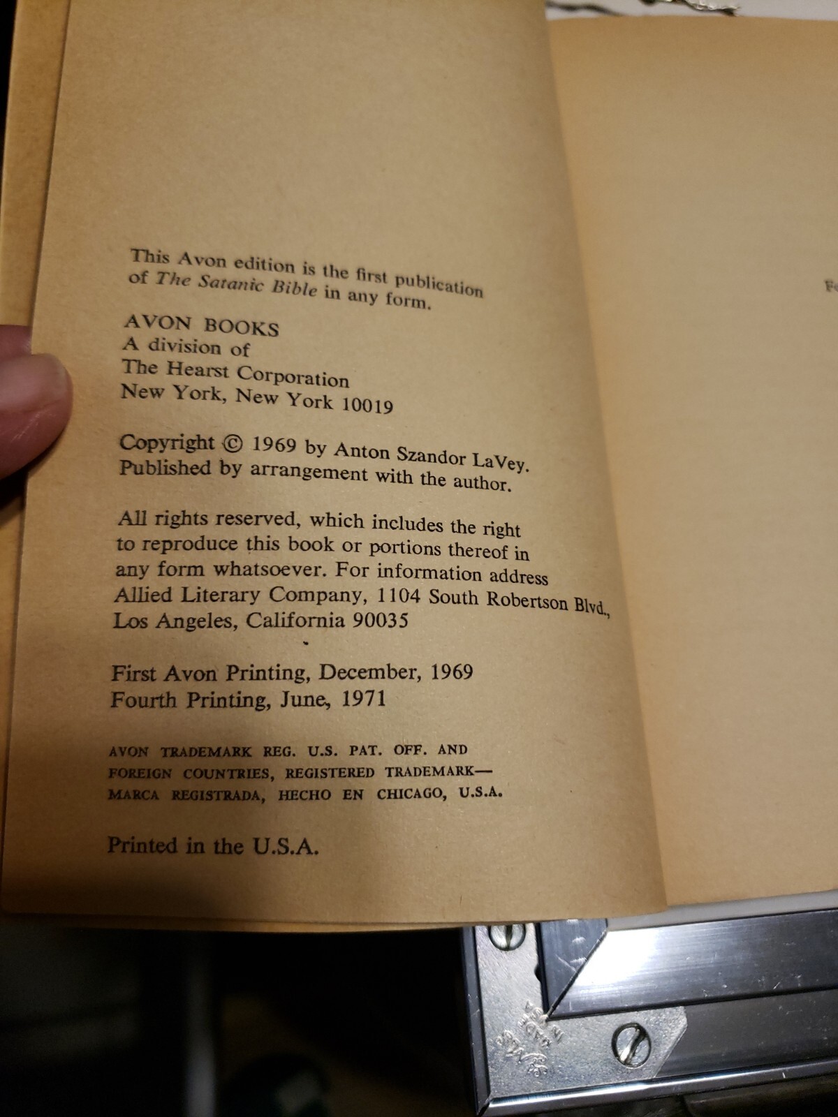 The Satanic Bible Anton LaVey 4th Edition CHURCH of SATAN VTG 1971