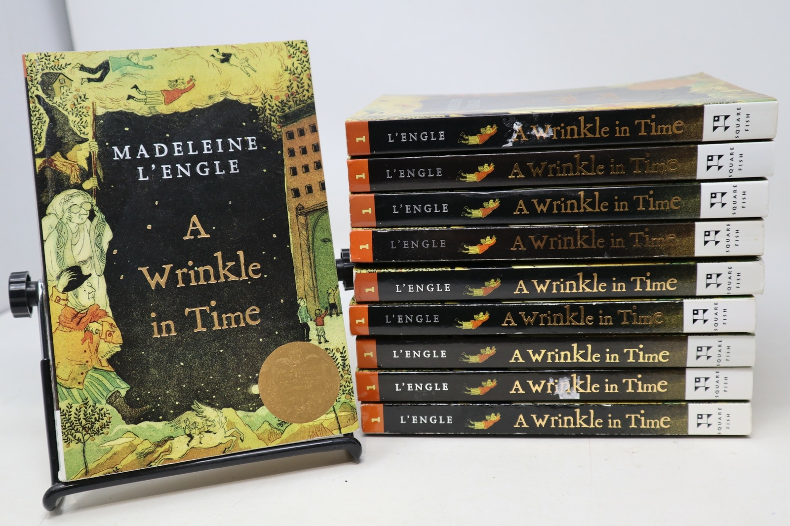 Guided Reading lot of 10 A Wrinkle in Time by Madeleine L&rsquo;Engle Paperback Books