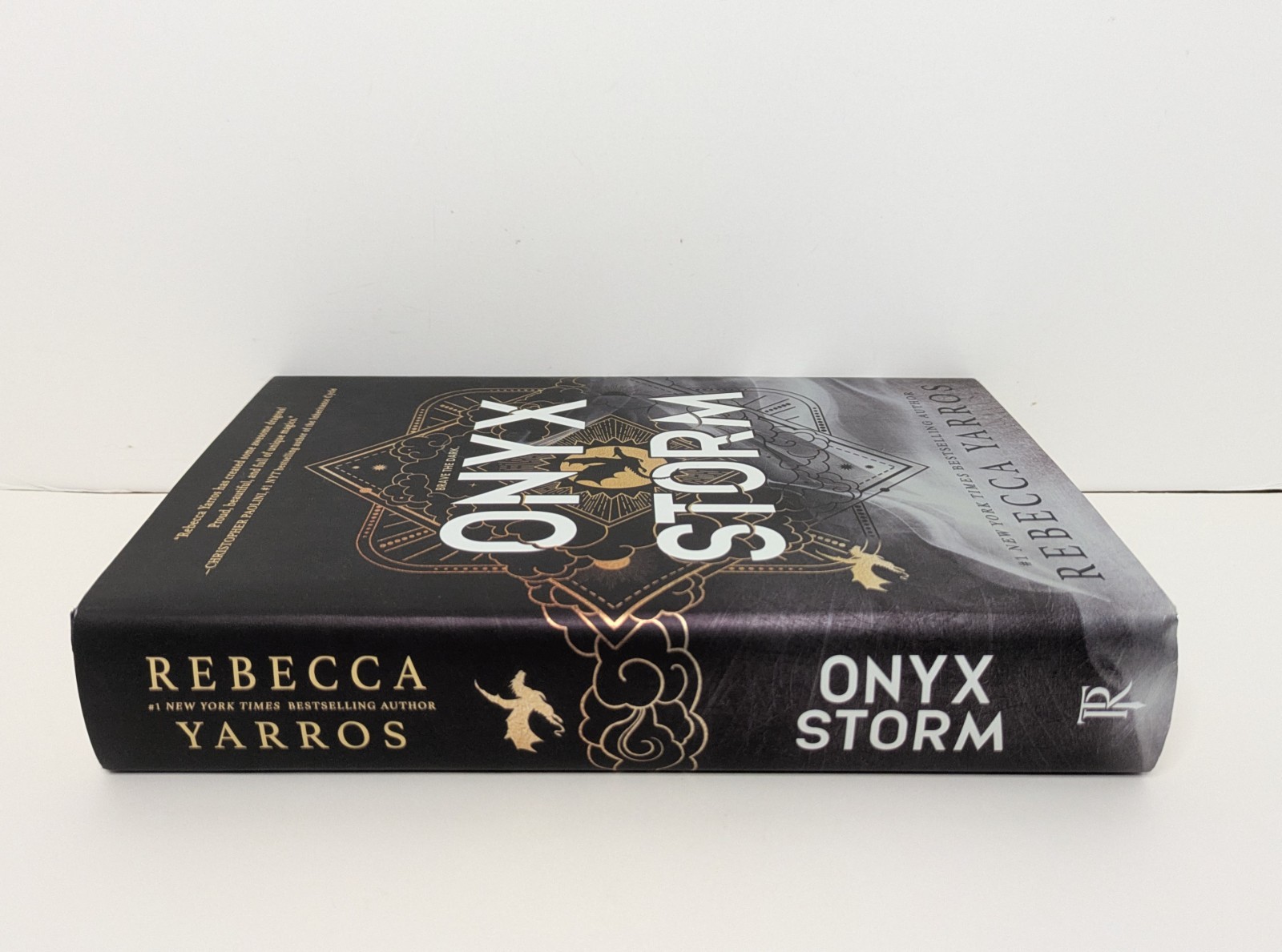 Rebecca YarrosOnyx Storm (Standard Edition) (The Empyrean, 3)