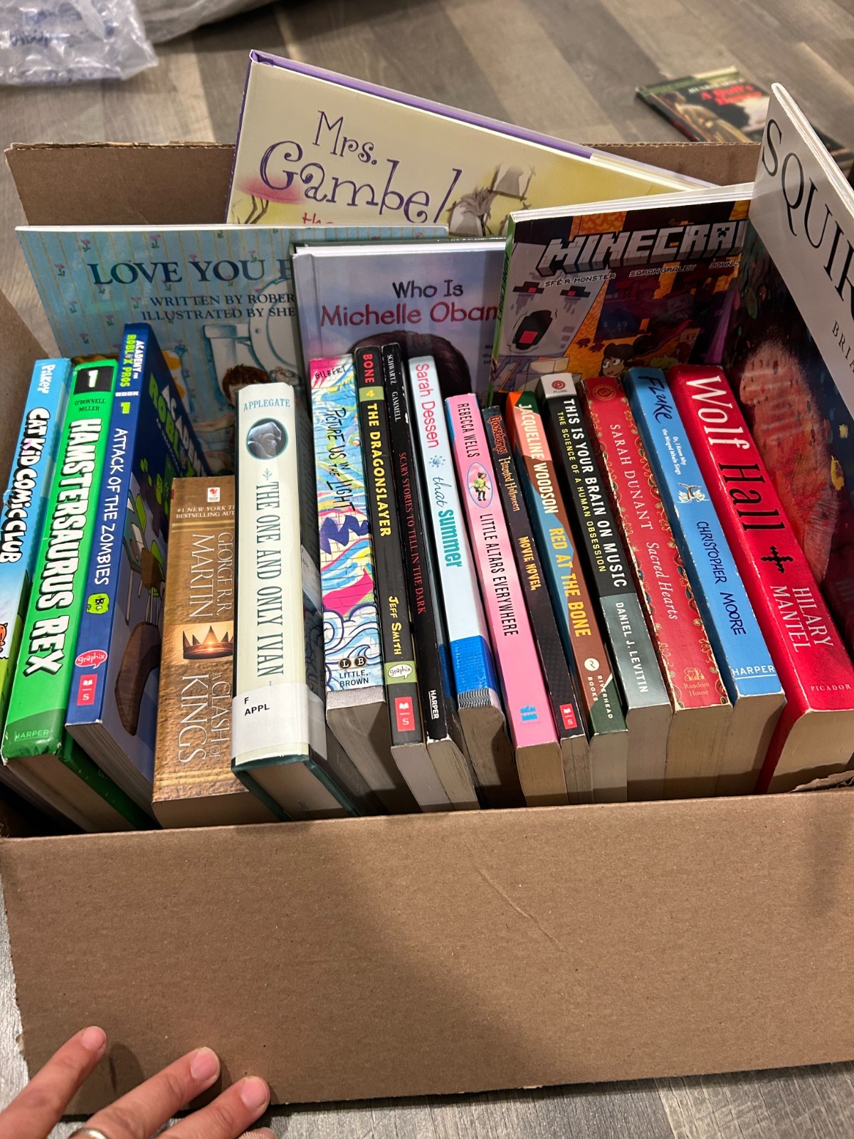 Box of 25 Assorted books All Ages- Good to very good condition- FREE SHIPPIN
