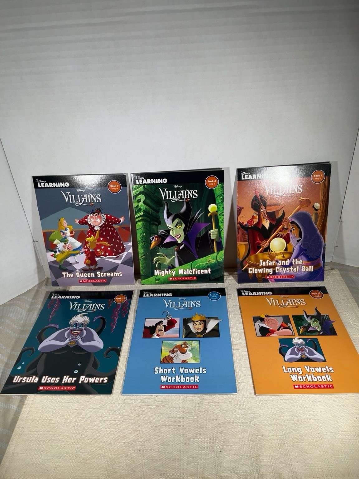 Disney Learning Villains Phonics Reading Program 22 Phonic Books With Box