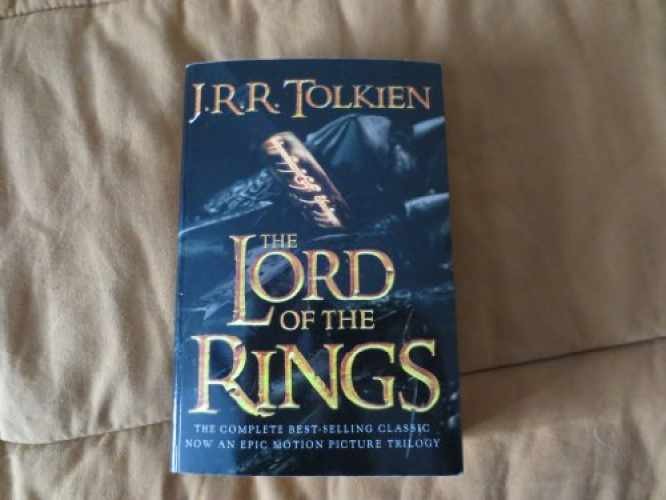 The Lord of the Rings – Paperback, by Tolkien J. R. R. – Very Good