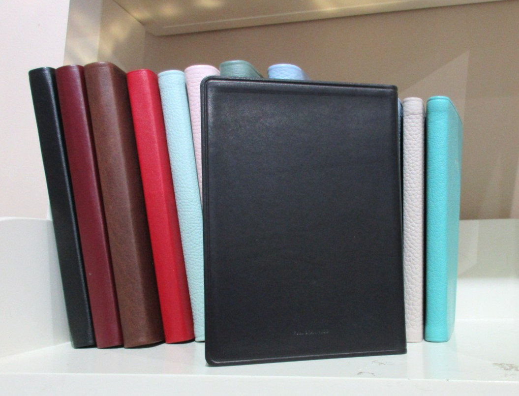 America National Parks and Destinations Guide 6&Prime; Leather Softcover BLACK