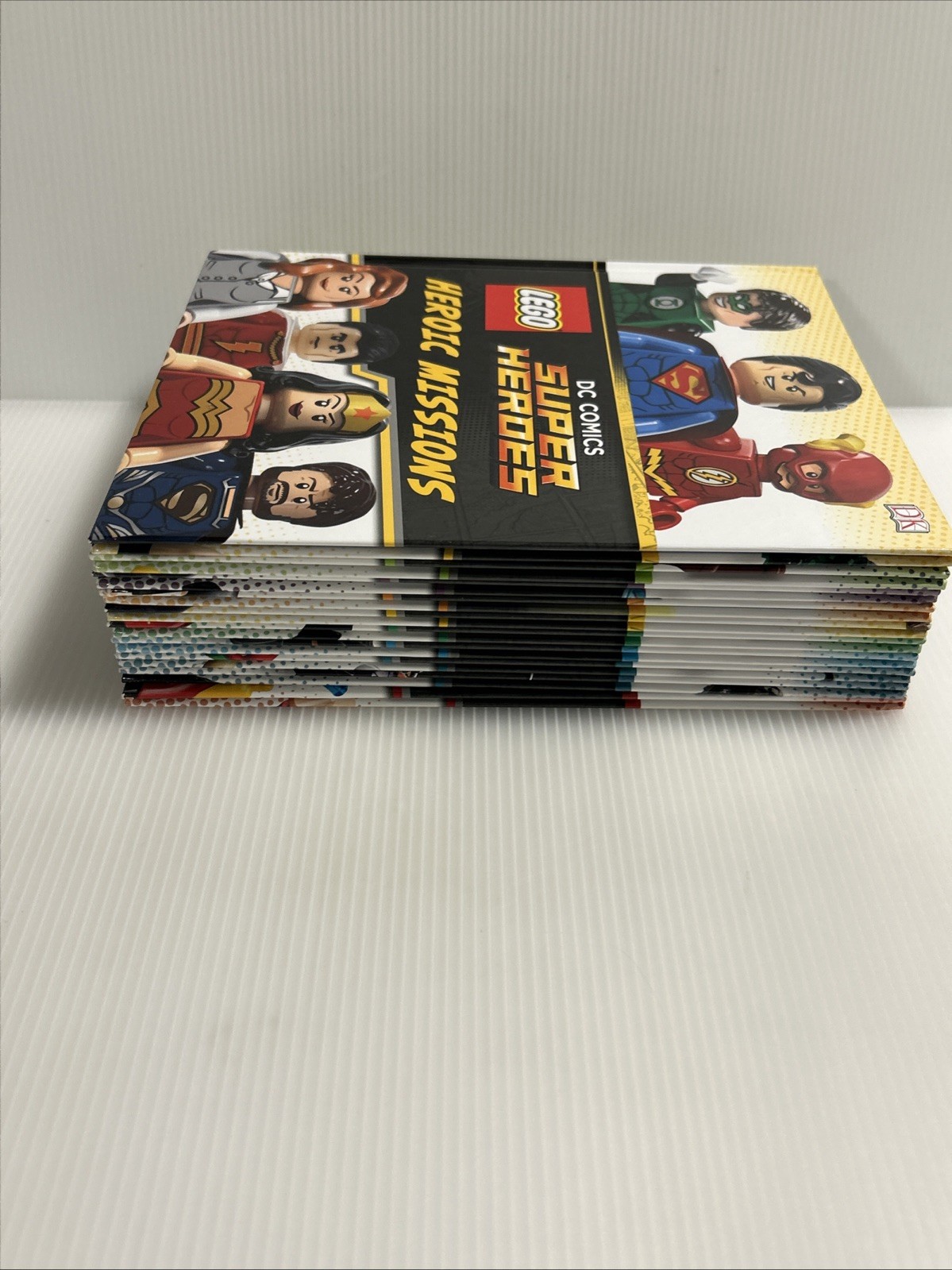 LEGO DC Comics Super Heroes Collection – 2016, 10-Book Set – No Mini Figure