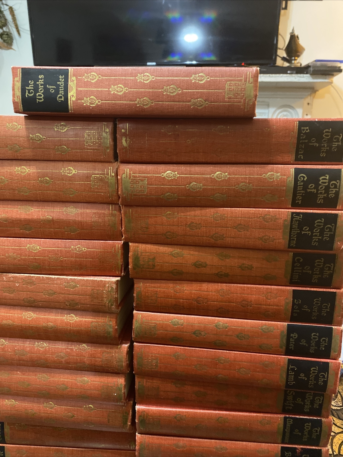 CLASSICS LOT OF 23 “THE WORKS OF“ LACK&rsquo;s READERS SERVICE CO BOOKS, RED COVER