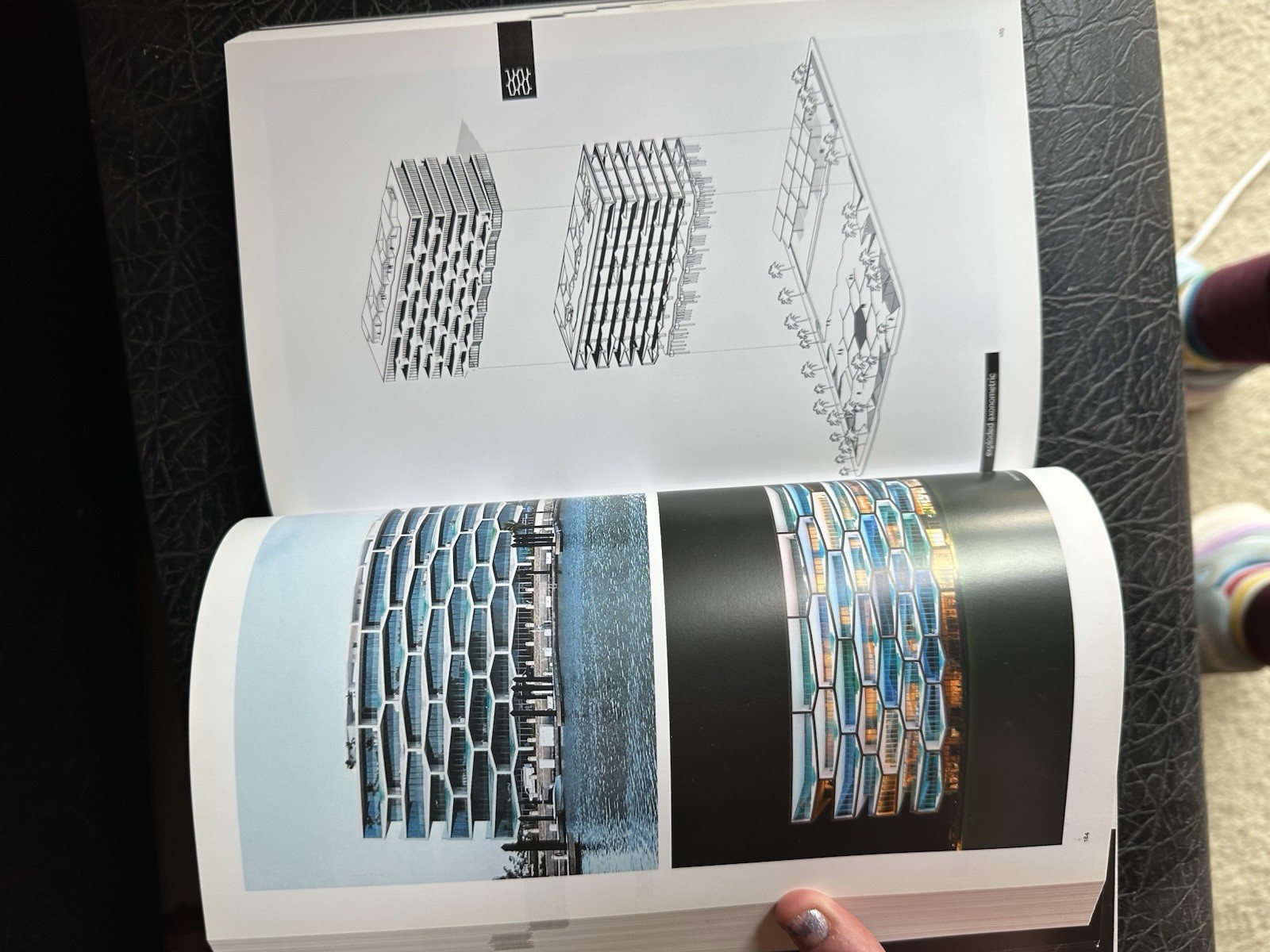Formgiving. an Architectural Future History by Taschen (2020, Trade Paperback)
