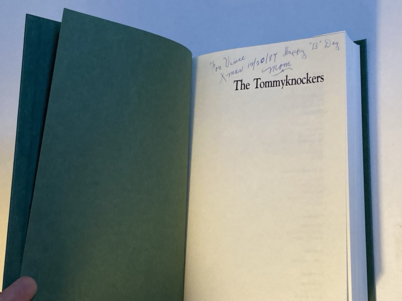 The Tommyknockers by Stephen King; 1st / 1st, 1987, NF / NF Condition