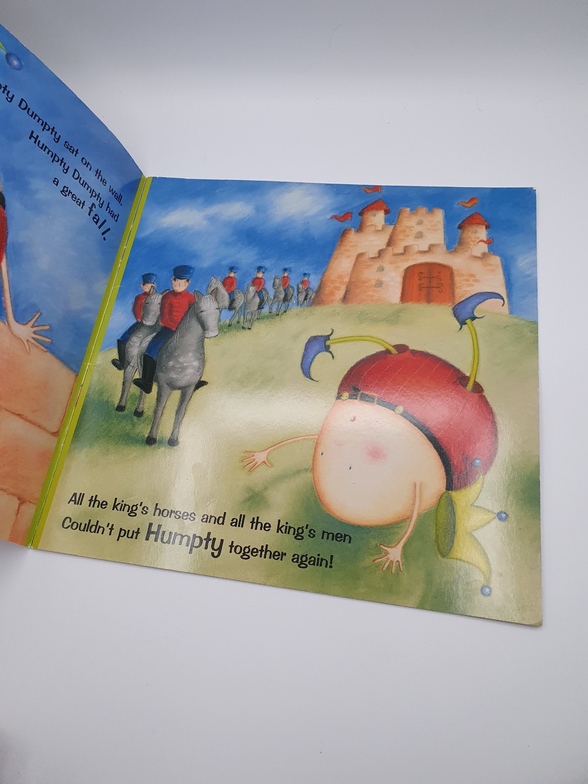 Humpty Dumpty and Friends illustrated by Wendy Straw large ed (Paperback, 2009)