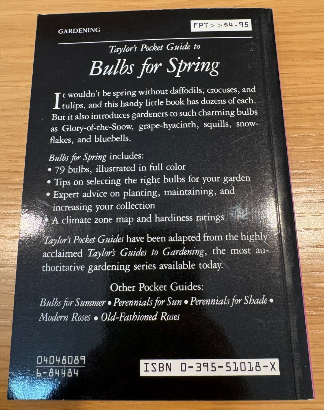 Set of 5 Taylor&rsquo;s Pocket Guides: Perennials Bulbs Spr/Sum Modern Roses Old Roses