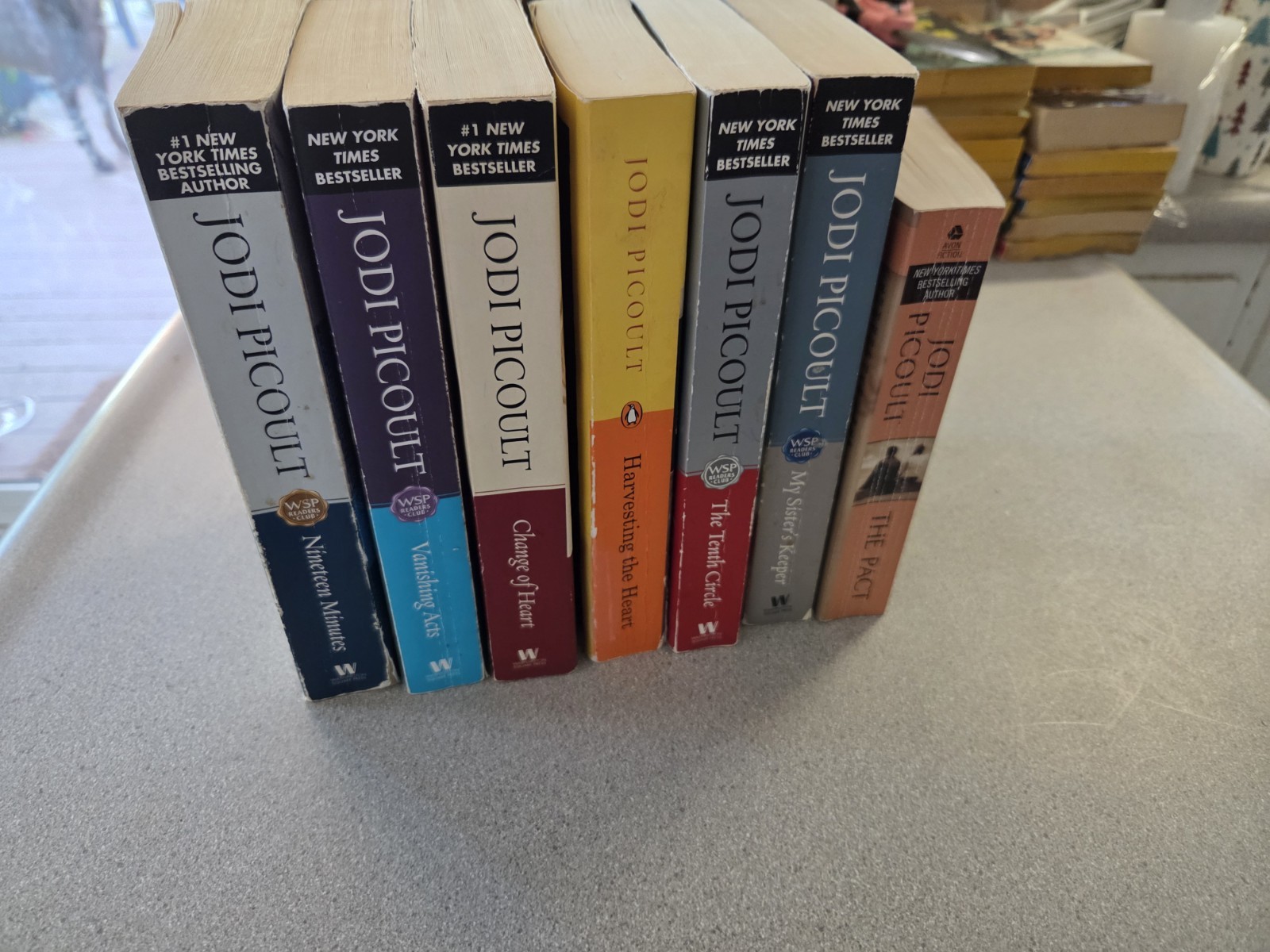 Jodi Picoult Lot Of 7 Books Paperback. Women&rsquo;s Fiction. Relationships Family